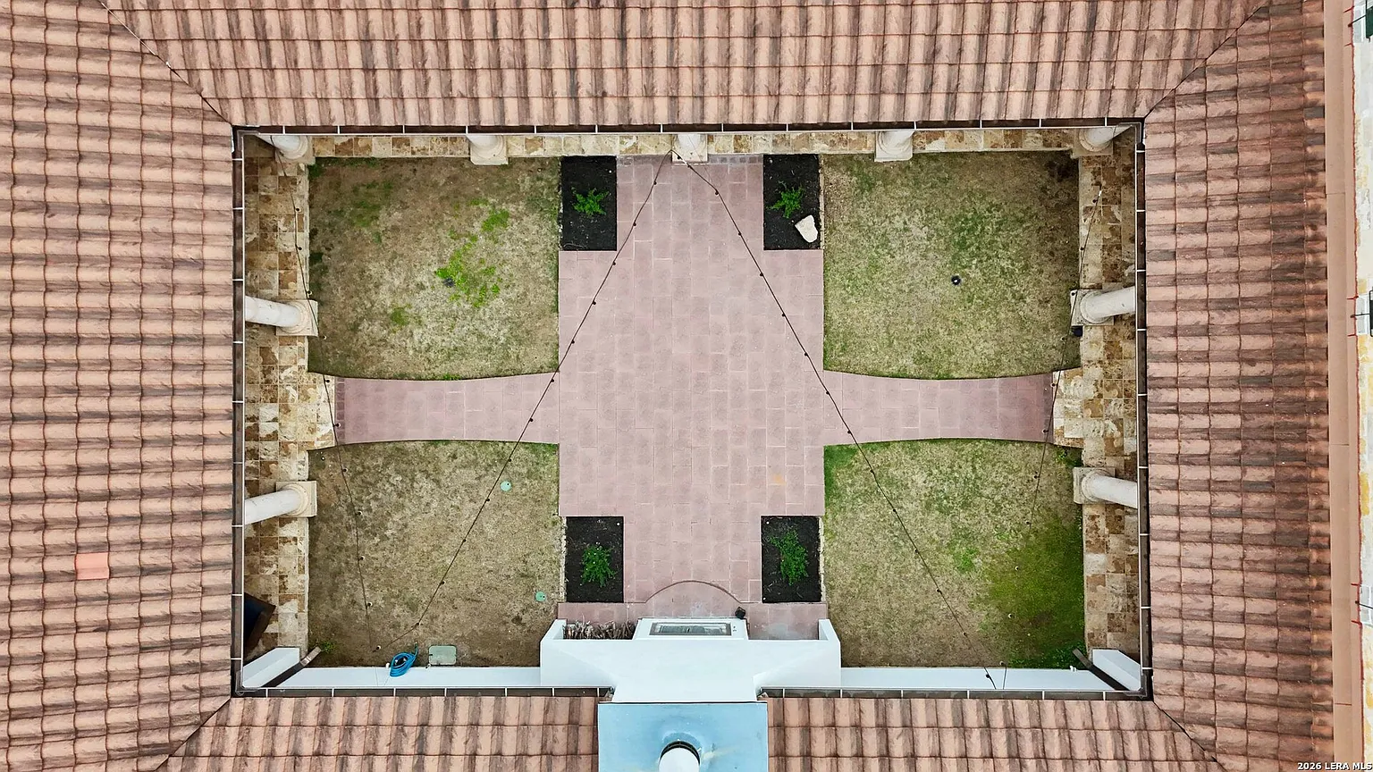 The courtyard by day